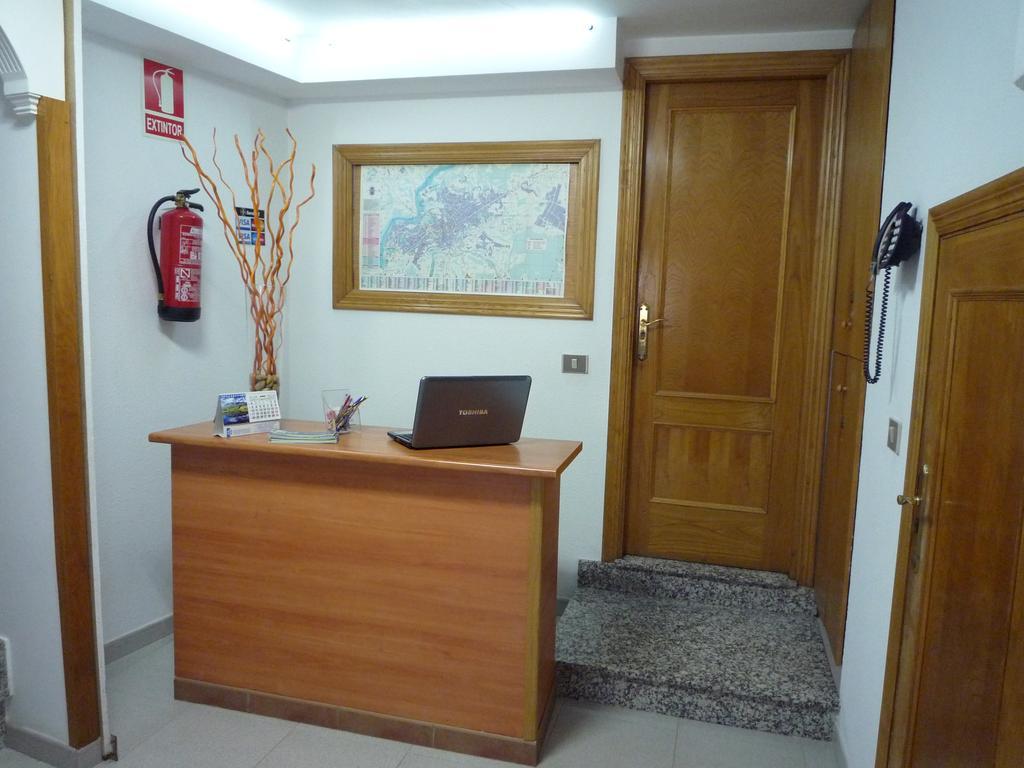 Hostal Residencia Ponte Vella Lugo Eksteriør billede